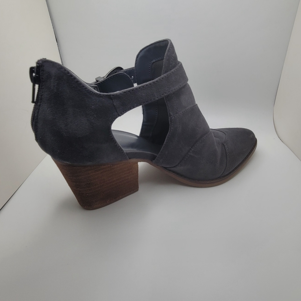 8.5M Ankle Boot Gray Chucky Heel Suede